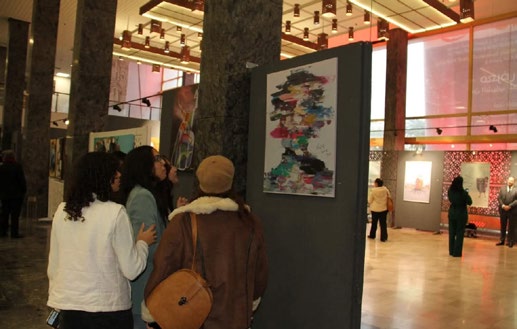Coups de pinceau de justice : de jeunes artistes de Rabat affrontent la violence de genre · 8