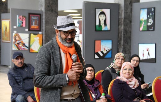Coups de pinceau de justice : de jeunes artistes de Rabat affrontent la violence de genre · 4